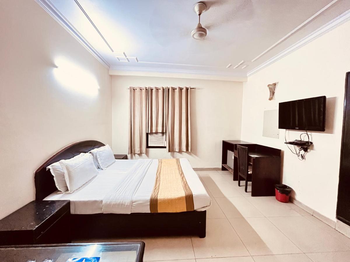 Ashoka Hotel Karol Bagh Delhi Нью-Делі Екстер'єр фото