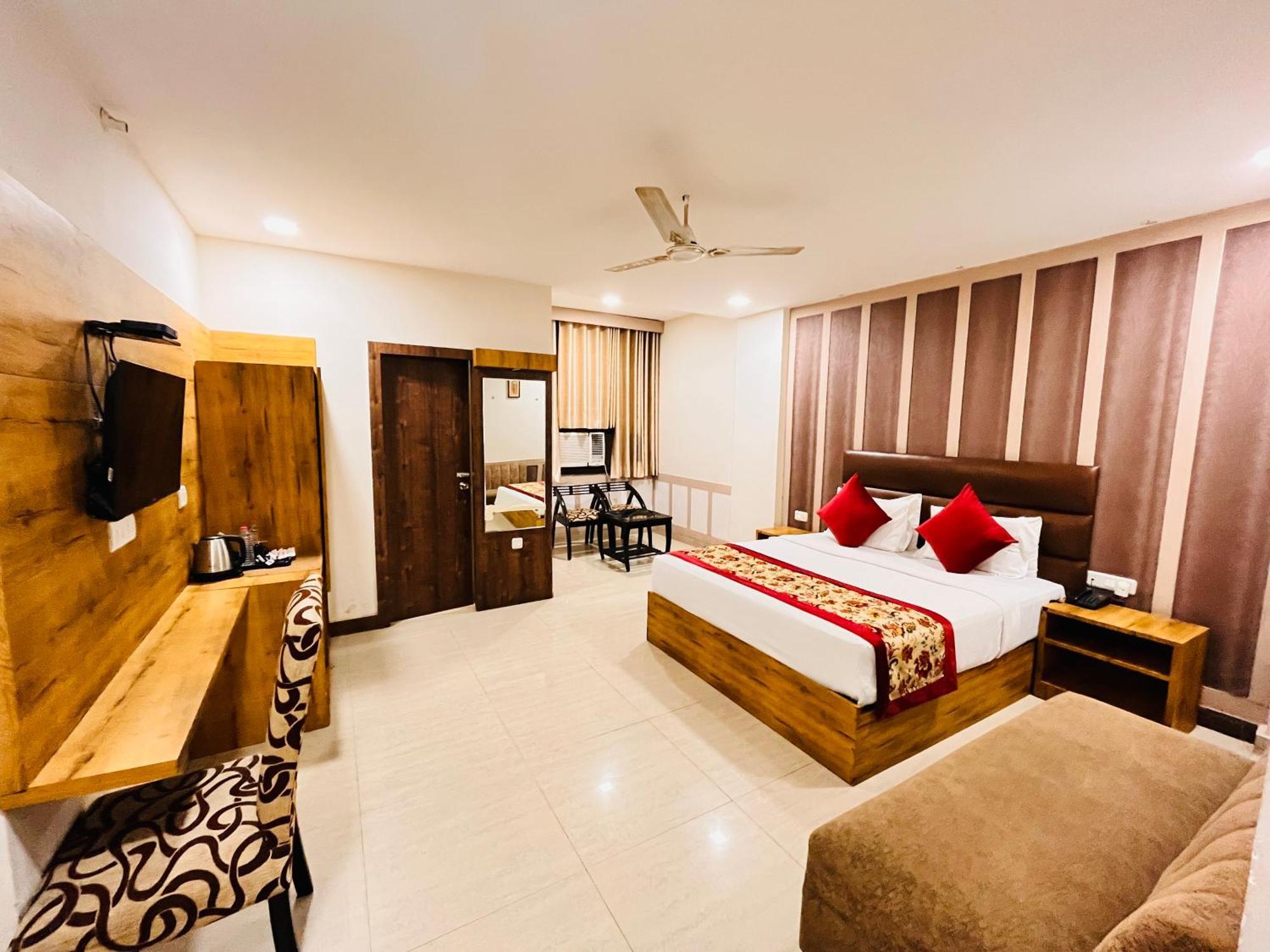 Ashoka Hotel Karol Bagh Delhi Нью-Делі Екстер'єр фото