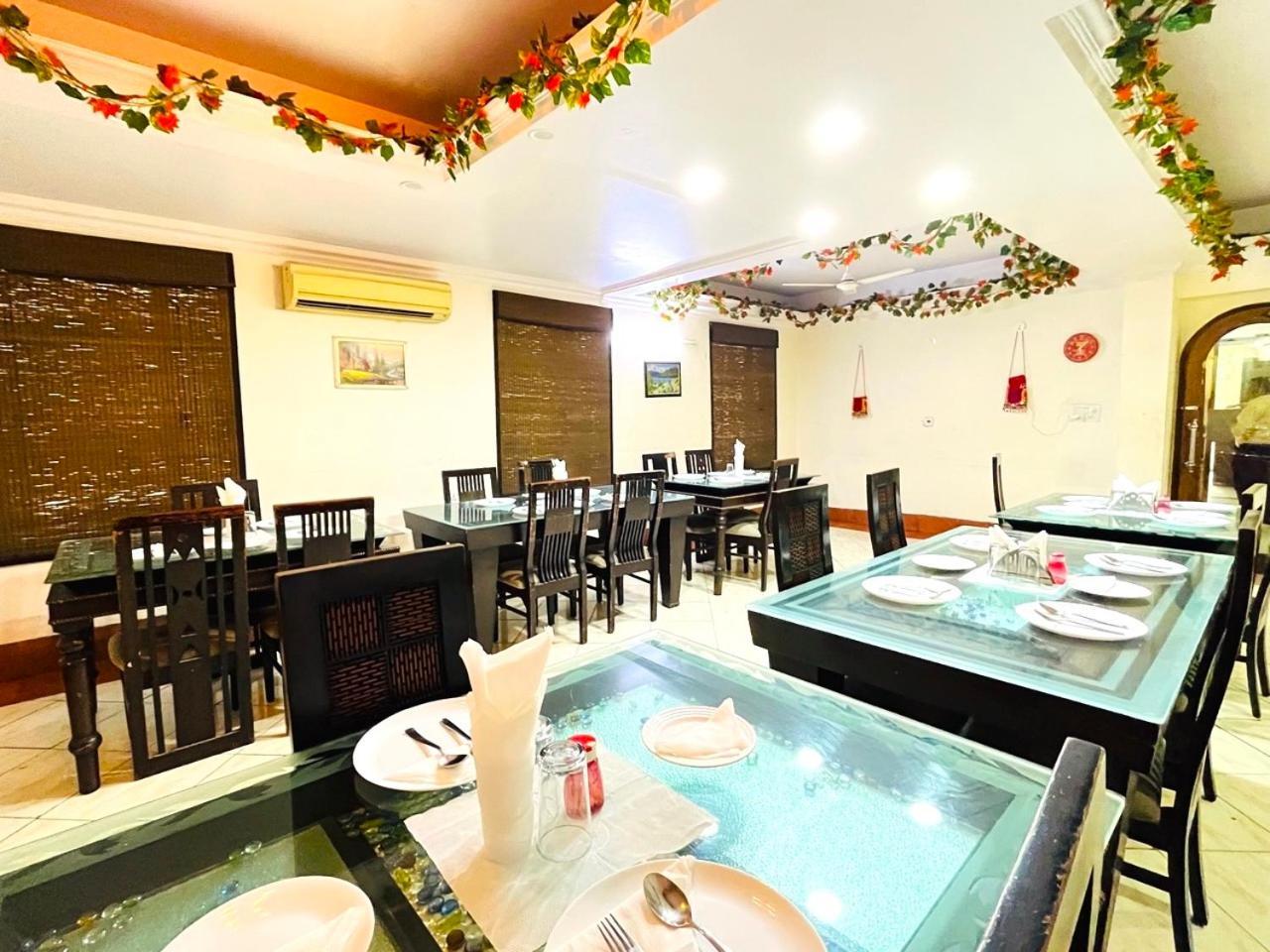 Ashoka Hotel Karol Bagh Delhi Нью-Делі Екстер'єр фото