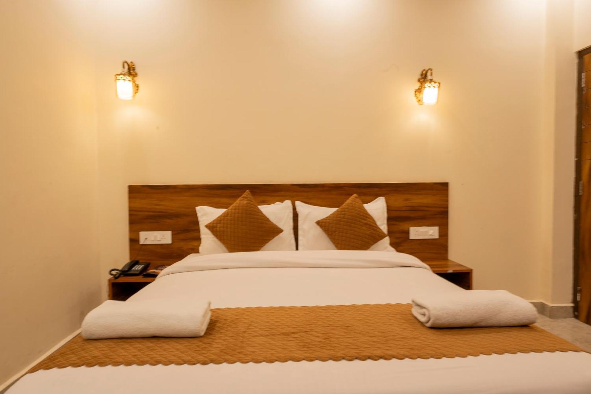 Ashoka Hotel Karol Bagh Delhi Нью-Делі Екстер'єр фото