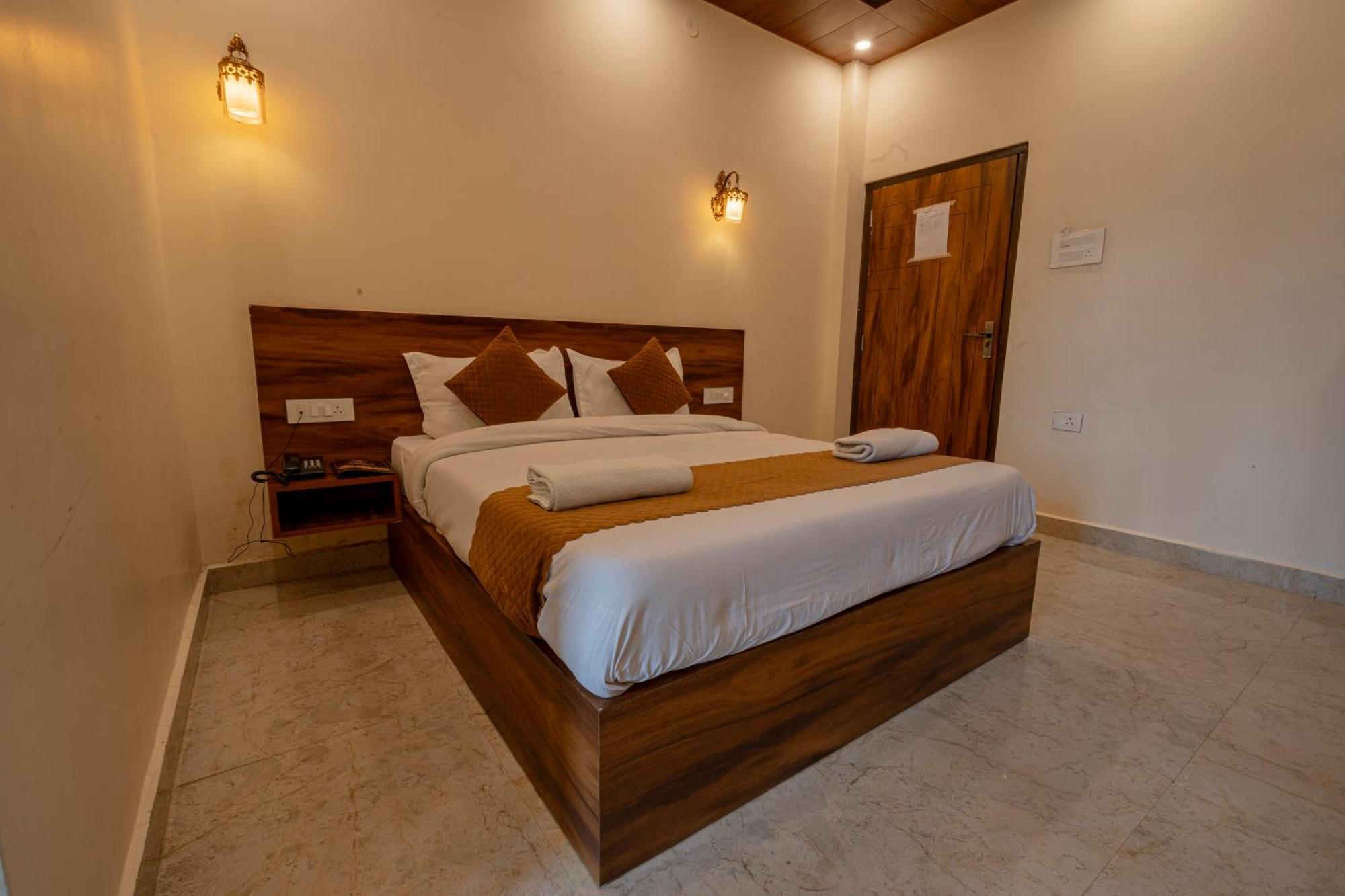 Ashoka Hotel Karol Bagh Delhi Нью-Делі Екстер'єр фото